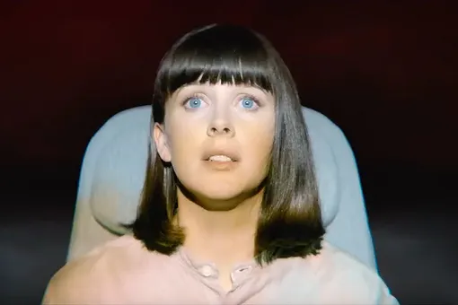 Вышел трейлер финального эпизода четвертого сезона «Черного зеркала» Вышел трейлер финального эпизода четвертого сезона «Черного зеркала»