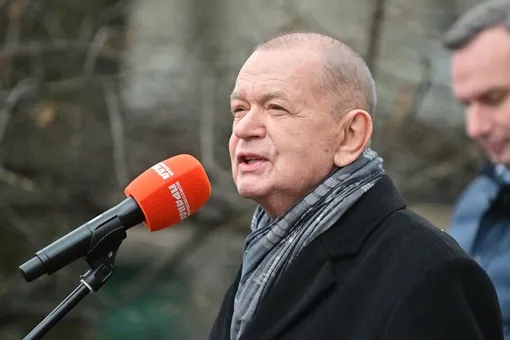 Умер главный редактор «Вечерней Москвы» Александр Куприянов Умер главный редактор «Вечерней Москвы» Александр Куприянов