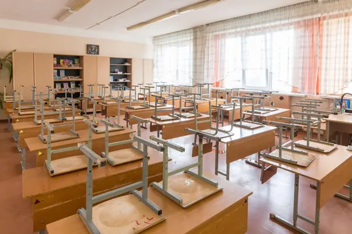 В Саратове, Самаре, Архангельске, Тюмени, Красноярске и других городах эвакуировали школы из-за сообщений о минировании В Саратове, Самаре, Архангельске, Тюмени, Красноярске и других городах эвакуировали школы из-за сообщений о минировании