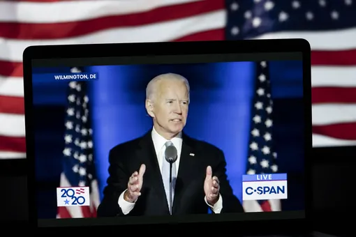 Джо Байден сделал прививку от коронавируса в прямом эфире Джо Байден сделал прививку от коронавируса в прямом эфире