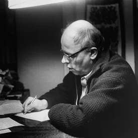 Как правозащитная биография Андрея Сахарова прорастала через научные открытия и государственные преграды Как правозащитная биография Андрея Сахарова прорастала через научные открытия и государственные преграды