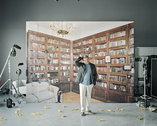 Пиджак и ботинки, MCS Marlboro Classics; рубашка, Levi’s; брюки, Ermenegildo Zegna. Пиджак и ботинки, MCS Marlboro Classics; рубашка, Levi’s; брюки, Ermenegildo Zegna.