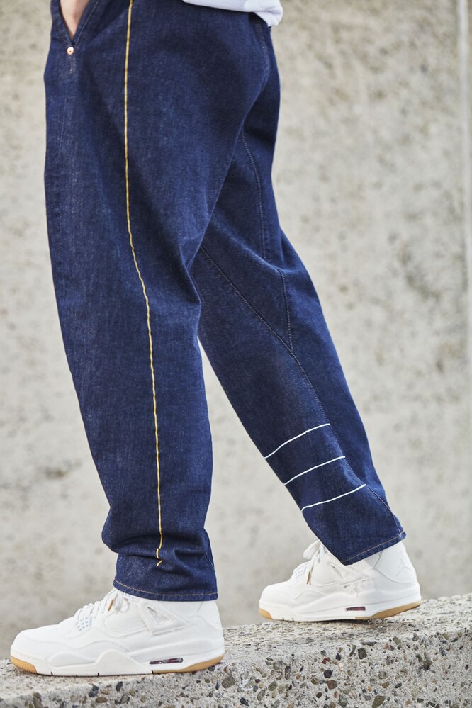 Levi's возвращает в магазины джинсы 570 Loose Taper из культовой